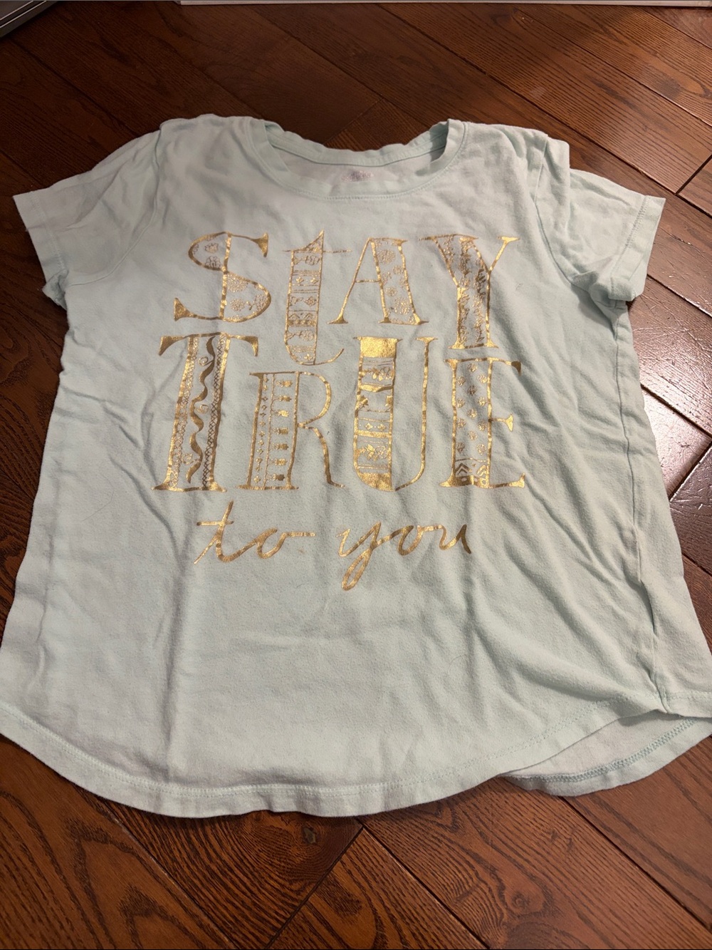 🔥 5/$25 - Girls' Light Green Graphic Tee with Gold Foil Text